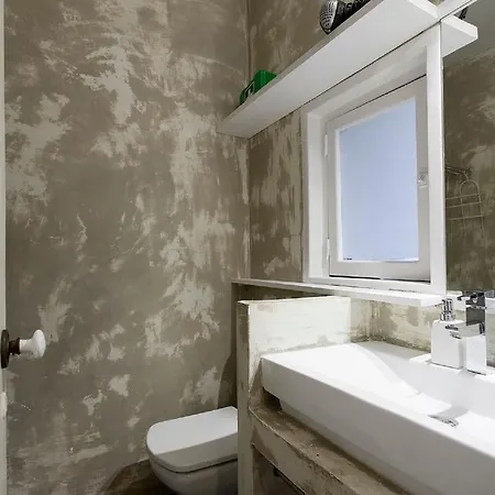 Apartament Center Charm Practical And Quiet *