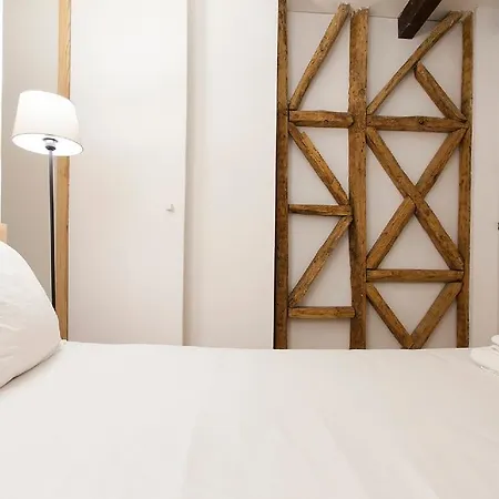 Appartement Center Charm Practical And Quiet