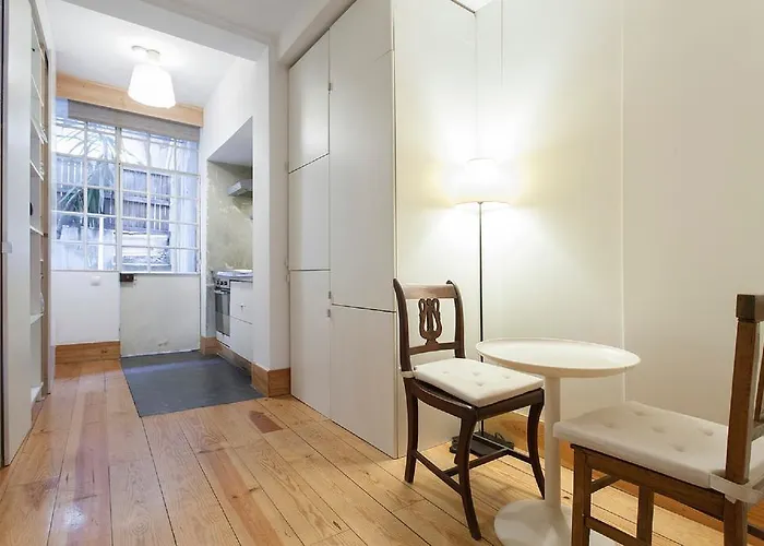 Center, Charm, Practical&quiet Apartamento Lisboa